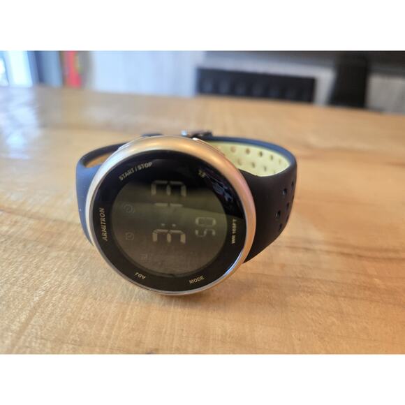 Armitron Sport Quartz Fitness Watch with Silicone Strap Black 22 Model 40/842! - Picture 6 of 9